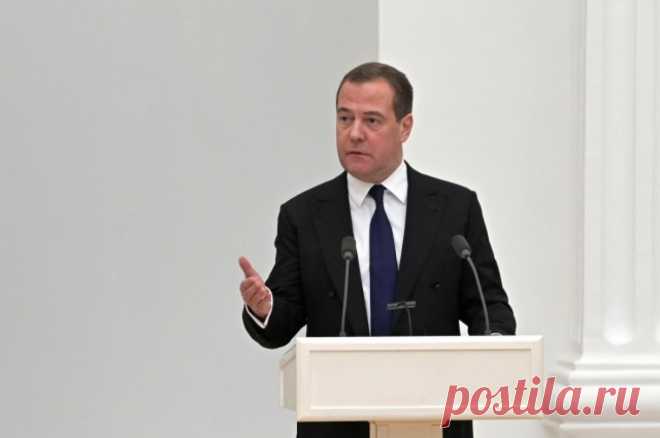Медведев: Абхазию и Южную Осетию признают те, кто не испугается Запада. Признание этих государств связано с геополитической обстановкой в мире.