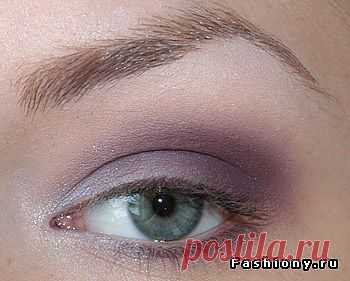 МК по повседневному матовому фиолетовому макияжу от KillerColours / красивый и легкий макияж