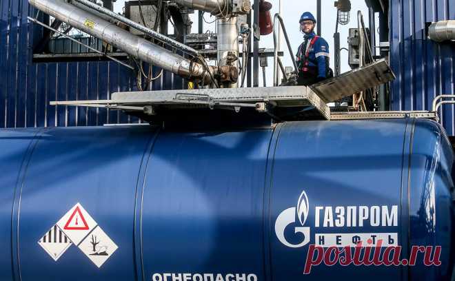 «Ъ» узнал о требовании «Газпром нефти» к покупателям нефтепродуктов. Компания требует раскрыть участников цепочек поставок и конечные пункты доставки топлива, приобретенного на бирже, отмечает издание. Требование выдвинуто на фоне усилий властей по борьбе с серым экспортом