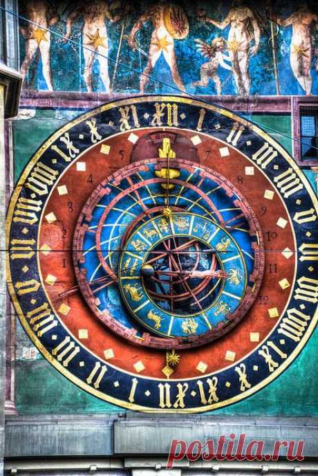 Zytglogge astronomical clock Tower Bern Switzerland  | Jeszenszky Mariann приколол(а) это к доске Switzerland