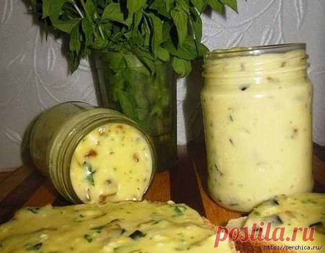 Домашний плавленный сыр с шампиньонами и зеленью