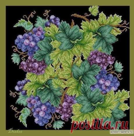 Сочная вышивка винограда