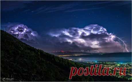 Великолепная ночная гроза в Стариград-Пакленица,Хорватия-ночь с 21 на 22 августа 2013 года / Социальная погода