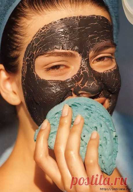 Рецепт маски для лица из желатина и угля для глубокого очищения пор