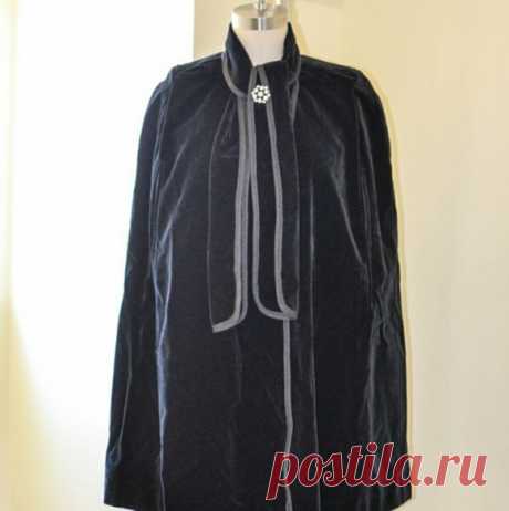Vintage Velvet Opera Cape, Womens Formal Cape, Bla Shop alayne777's closet or find the perfect look from millions of stylists. Fast shipping and buyer protection. Pretty black velvet cape by Young Alorna. Arm holes on each side and attached decorative tie at the neck. Great piece for the upcoming cold weather and to wear over your holiday dresses. In nice vintage condition. Brooch at the neck is not included. 

Bust: up to 40" 
Length: 31.5" from shoulder to bottom seam