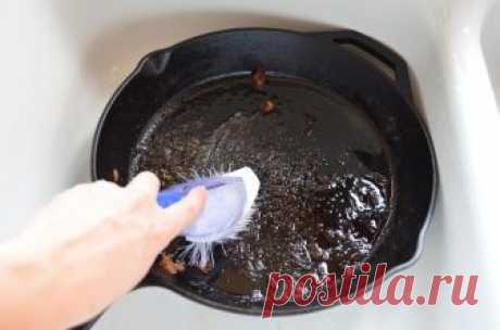 Самые эффективные способы очистить сковороду от нагара