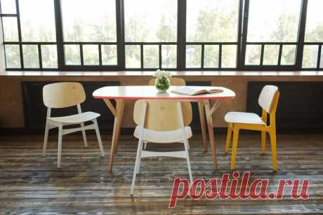 Купить стол для красивой и комфортной обеденной зоны можно в нашем маркетплейсе. Например, прямоугольные модели в наличии: