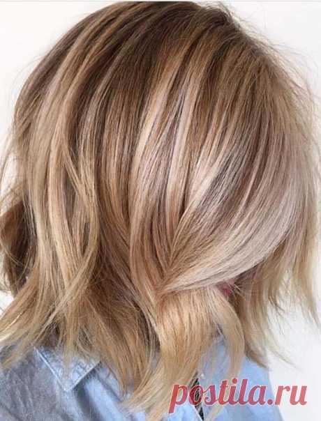 32 Stunning Blonde Balayage Hair Color Trends for 2018 | Modeshack Looking for best blonde and balayage hair colors to wear for attractive look in 2018? Here you can see best styles of balayage and blonde highlights to sport with medium and long haircuts. See our best collection of hair colors for fashionable ladies. We assure for elegance and cute looks if you choose this color style