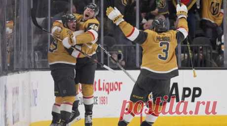 Гол Дорофеева и два ассиста Барбашёва помогли «Вегасу» обыграть «Питтсбург» в НХЛ. «Вегас Голден Найтс» одержал победу над «Питтсбург Пингвинз» в матче регулярного чемпионата Национальной хоккейной лиги (НХЛ). Читать далее