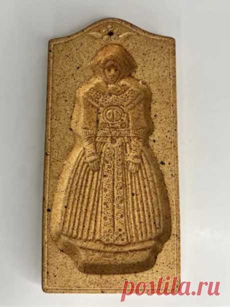 Amager Kone Lady Earthware Denmark Gingerbread Butter Mold Wall Art Stone 10” | eBay