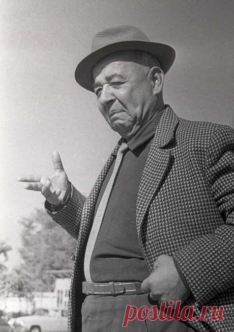 Сойиб Хўжаев (1910 — 1982)