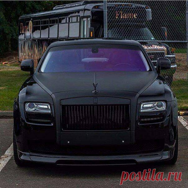 (76) Елена Петрова - Rolls-Royce Ghost