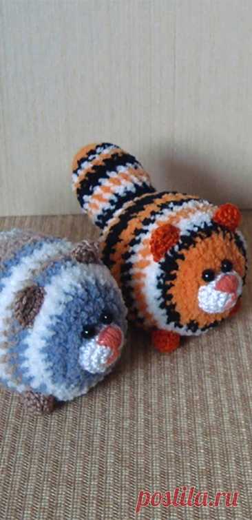 PDF Кот Обжоркин крючком. FREE crochet pattern; Аmigurumi animal patterns. Амигуруми схемы и описания на русском. Вязаные игрушки и поделки своими руками #amimore - плюшевый котик, кот из плюшевой пряжи, кошечка, кошка, маленький котенок.