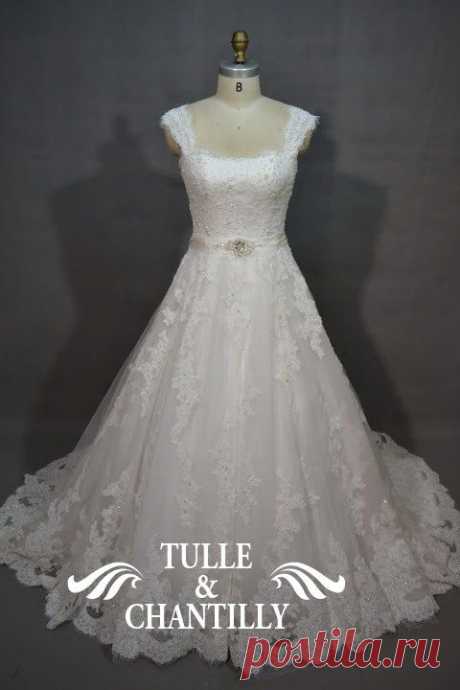 Sallyoung -Elegant Square Neckline Lace Embroidered Beaded Wedding Gown [TBQW078] - $458.00 : Custom Made Wedding, Prom, Evening Dresses Online | Tulle &amp; Chantilly