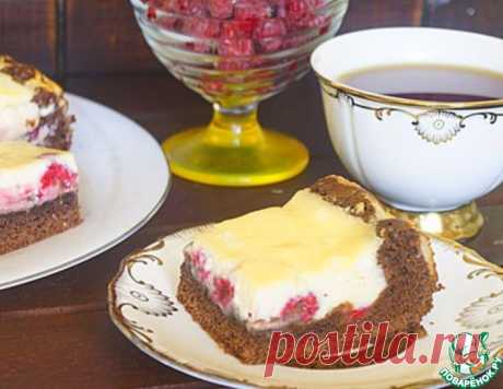 Шоколадный малиновый пирог в сливочной заливке – кулинарный рецепт