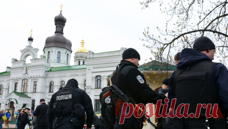 На Украине подожгли молитвенный дом УПЦ. Пожар произошел в молитвенном доме Украинской православной церкви (УПЦ, признается канонической Московским патриархатом) в Кировоградской области. Об этом сообщает РИА Новости со ссылкой на заявление УПЦ. По словам представителей церкви, ...