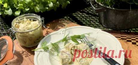 Домашняя маринованная сельдь под соусом карри с яблоком – Вся Соль - кулинарный блог Ольги Баклановой