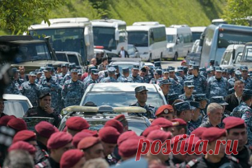 Полиция Армении применила силу против оппозиции у села Киранц