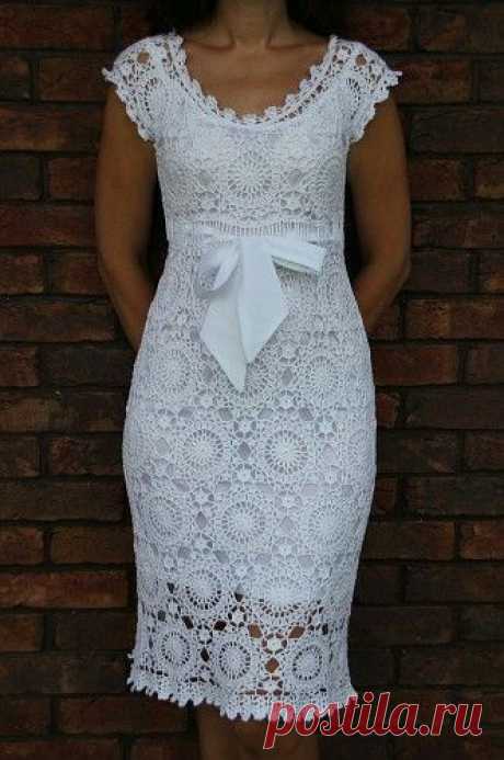 White lace summer pencil dress. Kanyget fashions + #trendy#fashiontrend