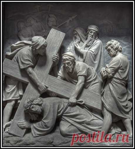 Stations of the cross - #9 (HDR) | A sculpture in the Ludwig… | Flickr