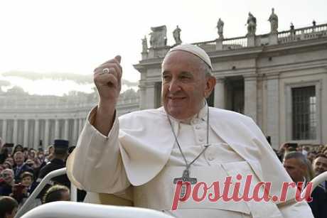 Папа Франциск рассказал о смотрящих порно монахинях. Папа римский Франциск предупредил священников об опасности просмотра порнографии. «Это порок, который есть у очень многих людей, даже у священников и монахинь», — сказал понтифик, добавив, что из «порнографии исходит дьявол». Он уточнил, что имеет в виду не только сопряженные с насилием ролики, но и «нормальное» порно.