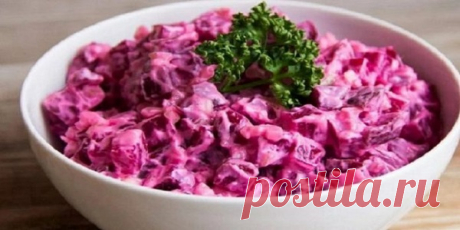Свекольный салат по этому рецепту получается настолько вкусный что просто невозможно оторваться! | TopVkusniashki.Ru