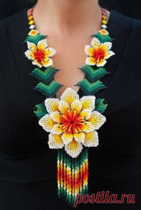 Hand made Mexican Huichol bead jewellery, earrings, bracelets, necklaces and more. Custom designs welcome.