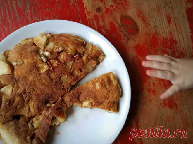 Тёткин яблочный пирог на сковороде | ЮлиКо (Предпоследний приют) | Дзен