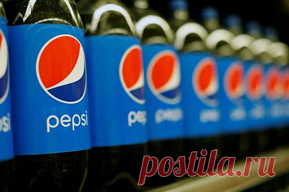 PepsiCo прекратит продажу и рекламу напитков в России. Компания PepsiCo прекратит рекламную деятельность и продажу напитков в России. Так, будет приостановлена продажа Pepsi, 7Up, Mirinda и других напитков. Однако компания продолжит производить товары первой необходимости: молочные продукты и детское питание.