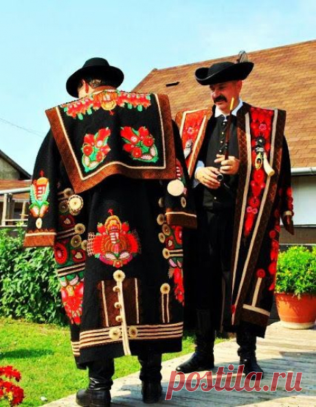 Traditional costume
Hungary﻿