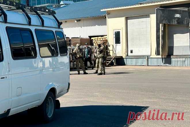 Силовики пришли на завод производителя пива «Афанасий». Правоохранители пришли с обысками на пивоваренный завод «Афанасий» в Тверской области. В компании назвали это событие «хорошим знаком» для имиджа