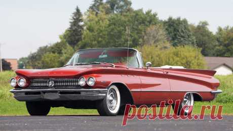 1960 Buick Invicta Convertible / F139. 1 / Чикаго 2015 / Аукционы Mecum 1960 Buick Invicta Convertible представлен как Лот F139. 1 в Шаумбурге, Иллинойс