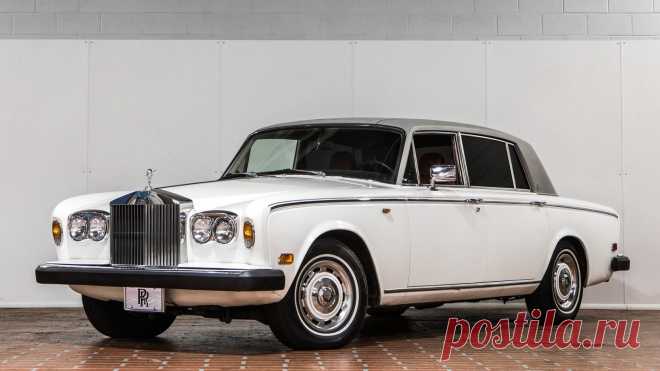 1976 Rolls-Royce Silver Wraith II / W163.1 | Indy 2017 / Аукционы Mecum 1976 Rolls-Royce Silver Wraith II представлен как Лот W163.1 в Индианаполисе, IN