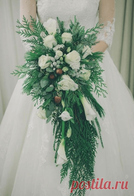 Зимний свадебный букет невесты - фото