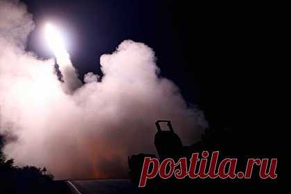 Глава Новой Каховки рассказал о покушении с использованием снарядов Excalibur. Глава Новой Каховки Владимир Леонтьев рассказал о том, что на него было совершено покушение с использованием управляемых снарядов M982 Excalibur («Экскалибур»). Мэр отметил, что не пострадал по чистой случайности. По его словам, инцидент произошел две или три недели назад. О происшествии также заявил его заместитель.