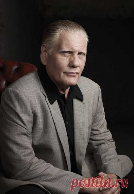 Уильям Форсайт (William Forsythe)
-  7 июня, 1955