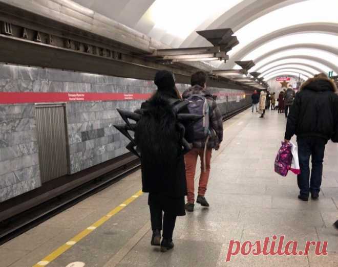 23 подтверждения, что в метро встречаются абсолютно уникальные персонажи