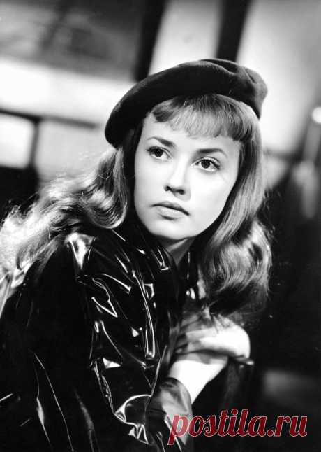 Жанна Моро (Jeanne Moreau)
- 23 января, 1928 • 31 июля 2017