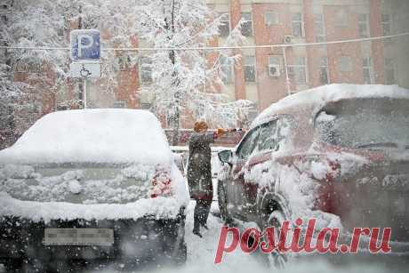 Какие вещи необходимо всегда возить в багажнике зимой — Российская газета