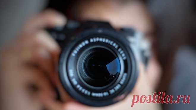 Россиянин подал в суд на фотографа после неудачной съемки. В Оренбурге конфликт между заказчиками фотосессии и фотографом закончился в суде. Об этом сообщили в пресс-службе Дзержинского районного суда города. Мужчина подал иск о возмещении утраченного заработка и компенсации морального вреда. ...
