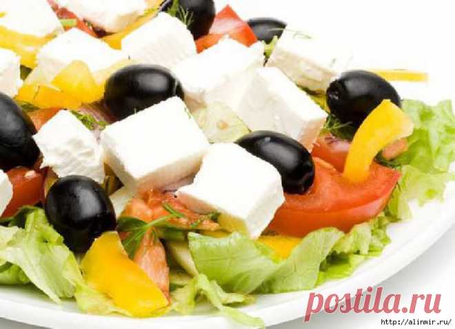 Как приготовить полезный греческий салатик.