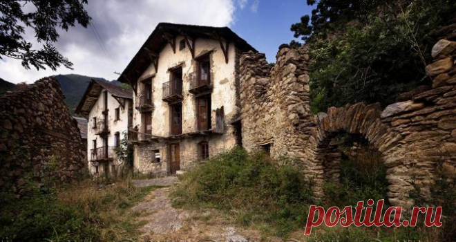 Заброшенный деревенский дом, Каталония