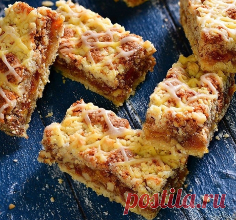 ​Пирожное с курагой и орехами