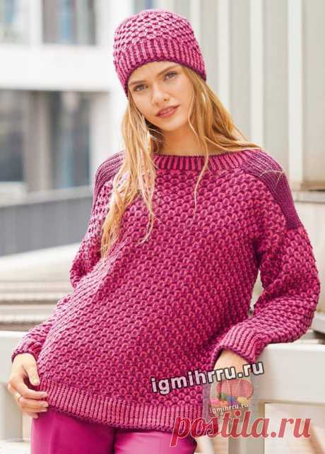 Двухцветный теплый пуловер, дополненный шапкой. Вязание спицами со схемами и описанием