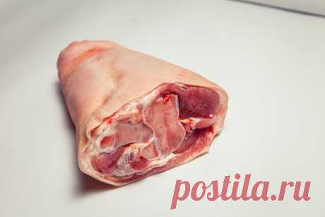 Прессованное мясо из рульки "Чесночное" - очень вкусно и бюджетно! | Кулинарные записки обо всем | Яндекс Дзен