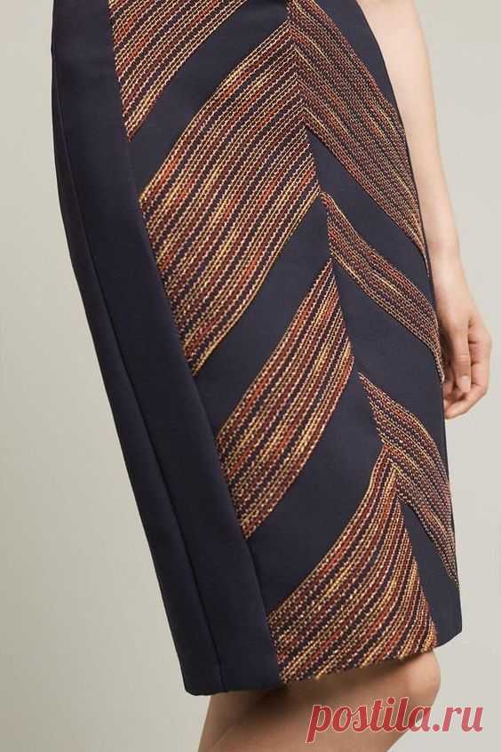 The Western Pencil Skirt upgrades the classic wardrobe staple with a multicolor chevron embroidery detail over navy blue. Made in the USA. Women Fashion, Holiday fashion, Women's fashion, fall…