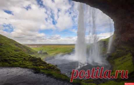 Фото: Исландия-2022. Знаменитый водопад Сельяландсфосс (исл.Seljalandsfoss).. Фотограф путешественник МАРАТ МАКС. Пейзаж - Фотосайт Расфокус.ру