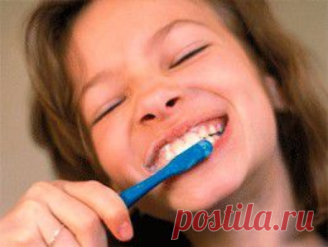 Топ-5 способов отбелить зубы.