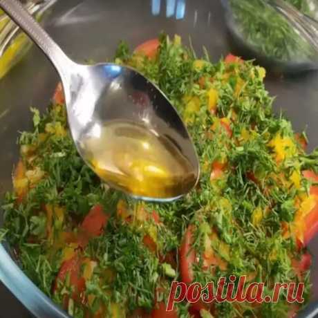Самый вкусный салат из помидоров. Волшебная закуска: простой рецепт - Poejka - 19 апреля - Медиаплатформа МирТесен