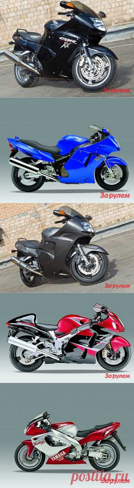 Bikers Life - Honda CBR 1100 XX Super Blackbird